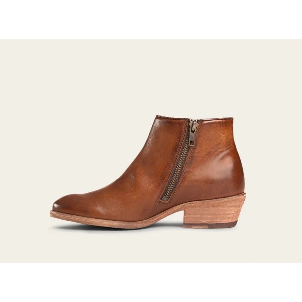 Frye 8.5 Carson Piping Leather Bootie Caramel Brown Ankle Boots Low Western - Picture 11 of 11